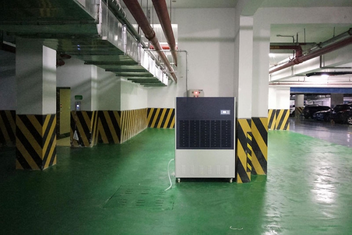 為什么企業(yè)倉庫都選擇環(huán)科除濕機(jī)？